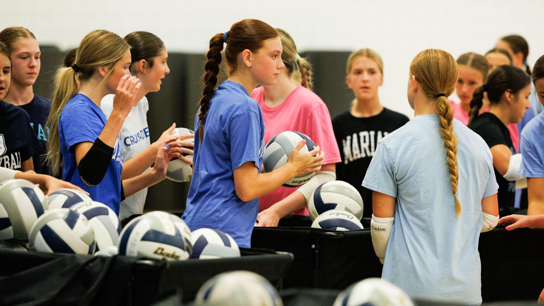 Photos: Omaha Marian volleyball hosts first practice of the 2025 season